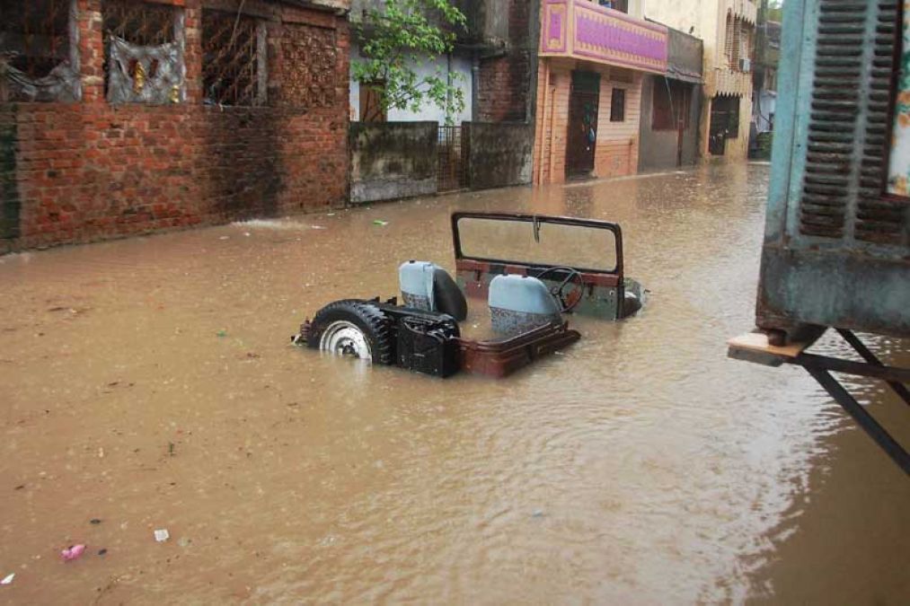 Continuous rains wreaked havoc in Madhya Pradesh, 202 deaths so far