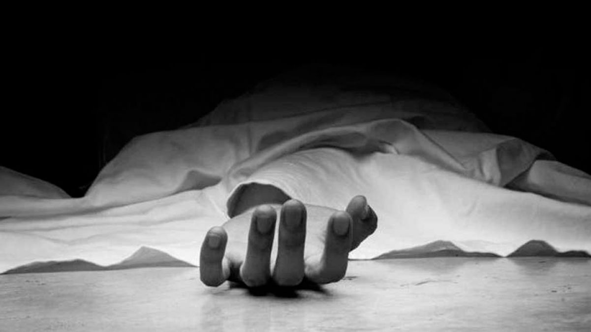 Accused committed suicide by drinking acid in Police station, Policemen suspended