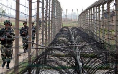 तारों के नीचे से भारतीय सीमा में घुसा पाकिस्तानी युवक, BSF की जासूसी था मकसद