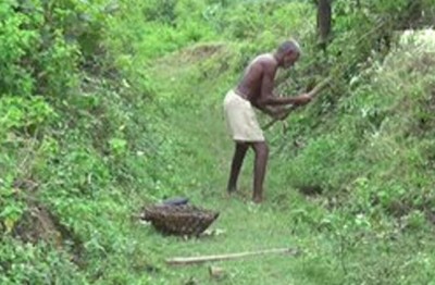 'माउंटेन मेन' का कमाल, 70 वर्षीय बुजुर्ग ने पहाड़ काटकर बना डाली 5 किमी लंबी नहर