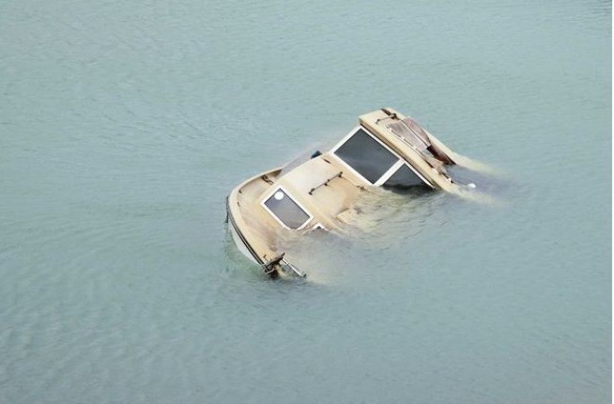 वर्धा में नदी के बीचों-बीच डूबी नाव, 11 लोगों के डूबने की आशंका, अब तक 3 शव बरामद