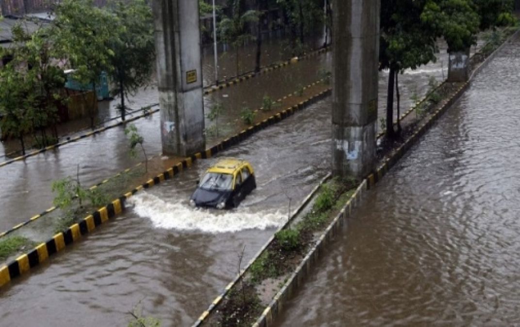 Rain wreaks havoc in MP,  school to remain closed today