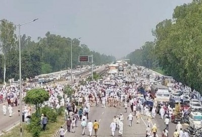 Haryana Farmers angry after baton charge, announce nationwide strike