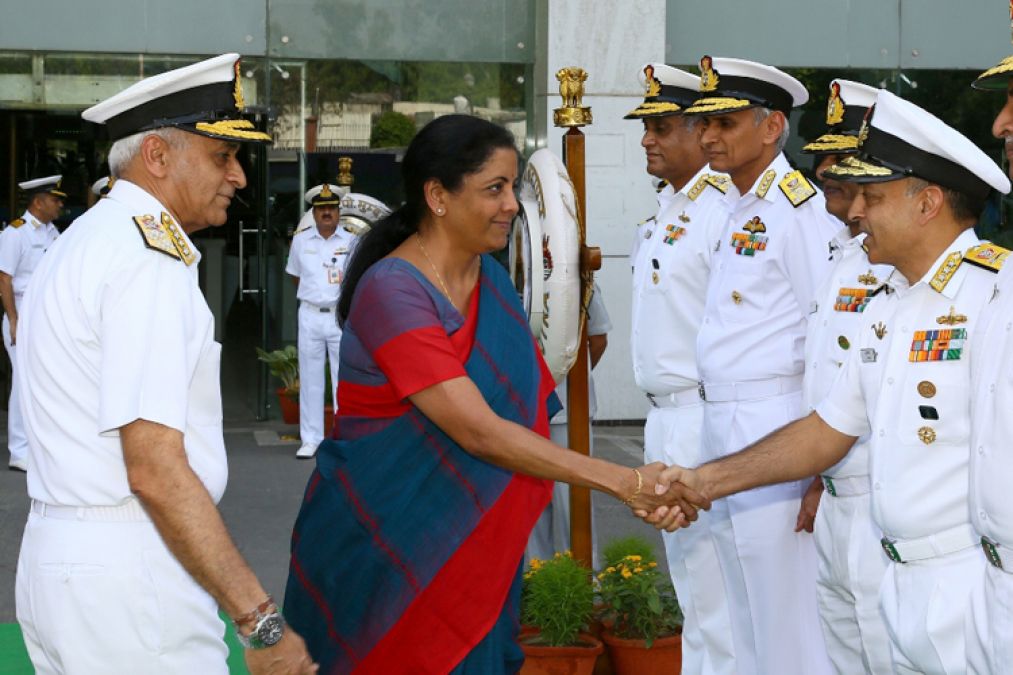 वाइस एडमिरल बिमल वर्मा की याचिका खारिज, नौसेना प्रमुख की नियुक्ति को दी थी चुनौती