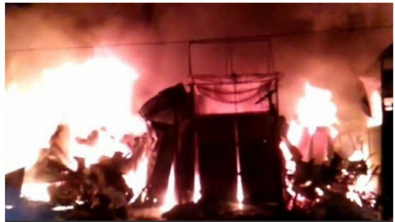 Fire broke out in Bareilly furniture market, goods worth crores burnt