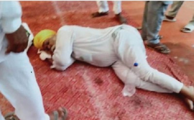 Farmer tries to commit suicide while protesting against agriculture bills