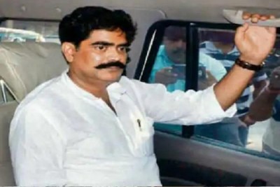 Shahabuddin could not  attend his father's funeral , did not get parole from Tihar jail