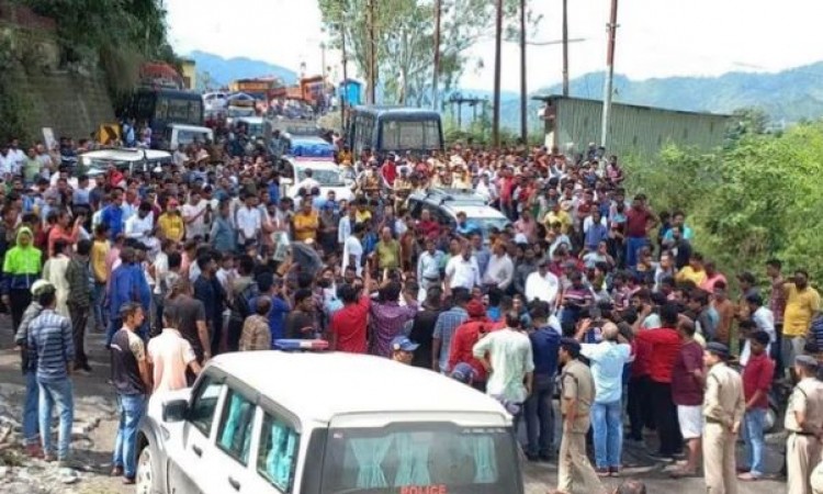 Ankita Murder Case: People blocked Badrinath highway in protest