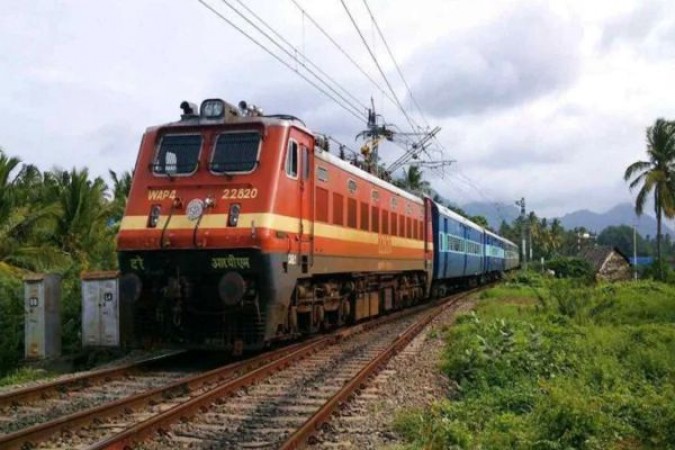 Now you can book train tickets in Hindi too, find out the easiest way