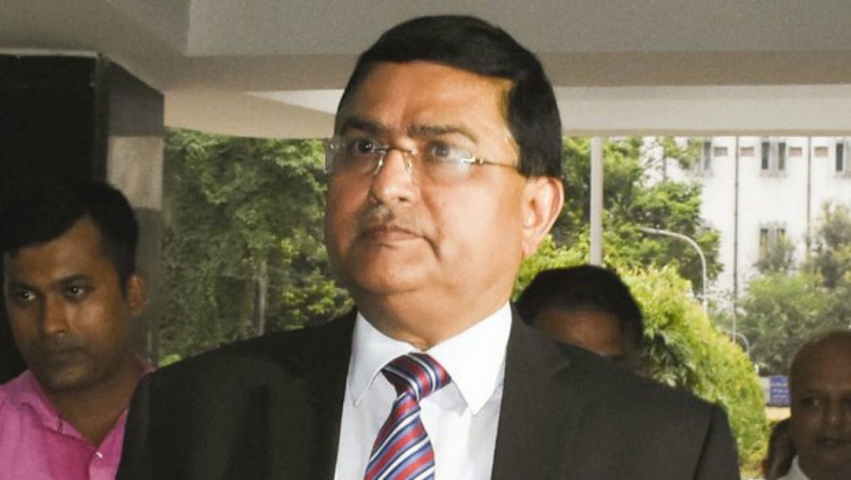 Officer who investigated against Asthana asks for voluntary retirement