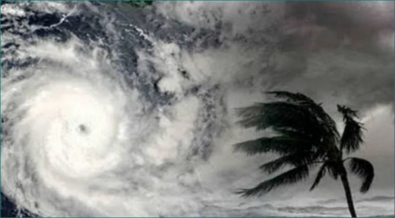 Cyclone 'Gulab' hits Maharashtra too, heavy rain alert issued for today and tomorrow