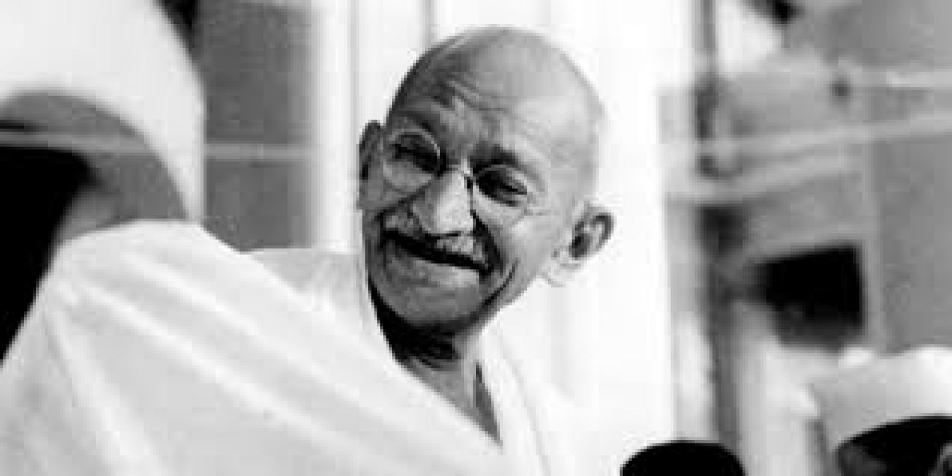 गाँधी जयंती : इस स्टेशन पर हुई थी गांधी जी के साथ ऐसी घटना जिसने बदल दिया भारत का इतिहास