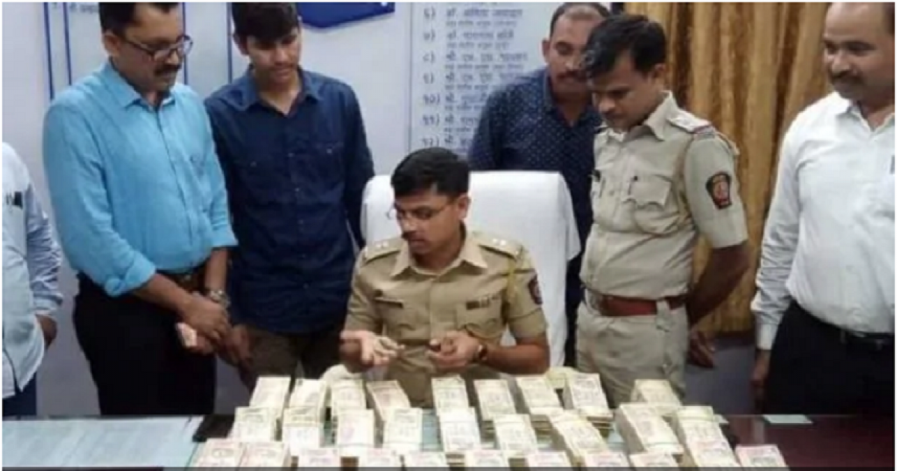 Old notes worth one crore seized from Aurangabad, three arrested