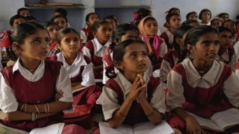 दिल्ली की स्कूलों में हर दिन लगेगी 'देशभक्ति' की क्लास