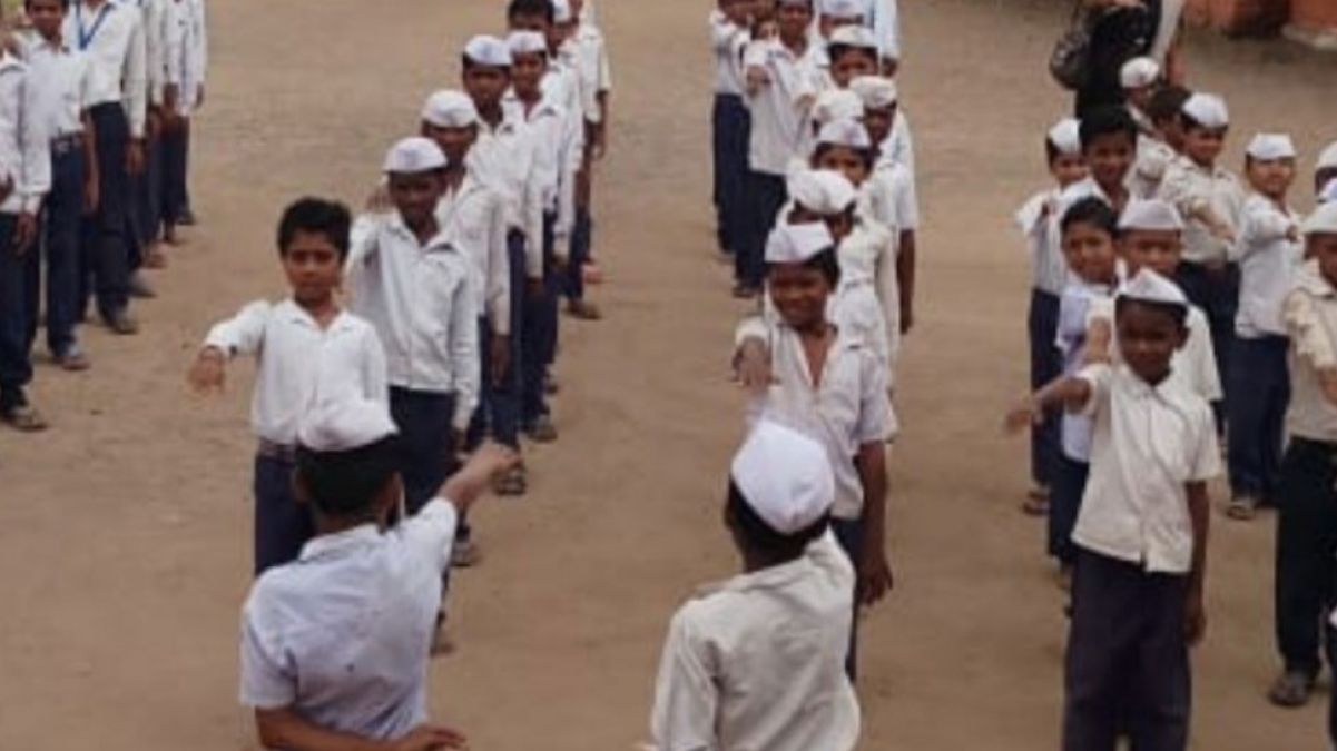 MP: Children still wear Gandhi hats, sings Raghupathi Raghav in this school