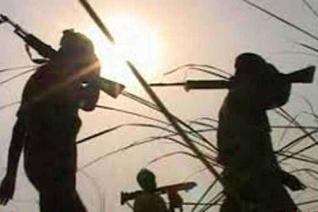 Chhattisgarh: Encounter breaks out between police and Naxalites, women naxalites killed
