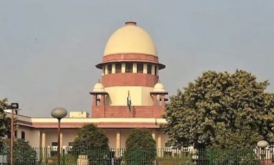 SC issued show-cause notices to cracker manufacturers on alleged violation of court orders