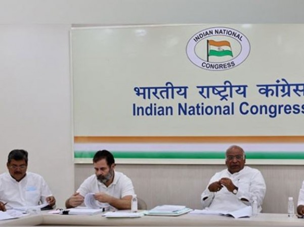 कांग्रेस ने जारी की लोकसभा उम्मीदवारों की एक और सूची, मध्य प्रदेश-गोवा से घोषित किए नाम
