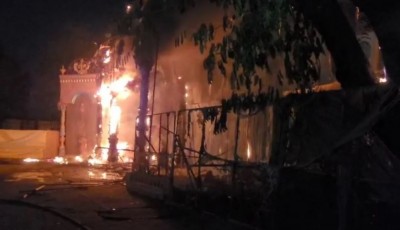 सगाई के कार्यक्रम में AC में हुआ विस्फोट, 2 मैरिज गार्डन में लगी भयंकर आग