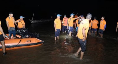 महानदी में 50 यात्रियों से भरी नाव पलटी, 7 लोगों की मौत !