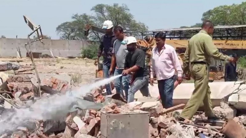 जबलपुर के कबाड़खाने में बड़ा धमाका, 5KM तक काँपी धरती