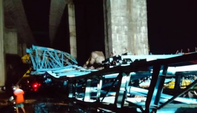 महाराष्ट्र में हुआ बड़ा हादसा, पुल निर्माण के दौरान गिरा क्रेन और स्लैब, 14 लोगों की हुई दर्दनाक मौत