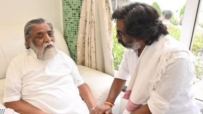 सीएम हेमंत के पिता शिबू सोरेन का हुआ निधन, लोगों के बीच 'गुरूजी' के नाम से थे मशहूर