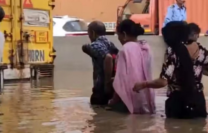 तमिलनाडु के 5 जिलों में भारी बारिश का अलर्ट, अगले कुछ दिनों तक बिगड़ेगा मौसम