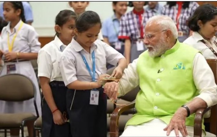 PM Modi celebrates Raksha Bandhan with children, video goes viral