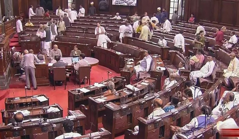 मोदी सरकार ने बुलाया संसद का विशेष सत्र, होंगी 5 अहम बैठकें