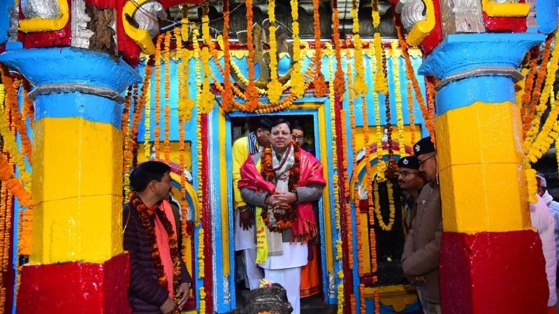 शीतकालीन चारधाम यात्रा शुरू..! सीएम पुष्कर धामी ने लिया तैयारियों का जायजा