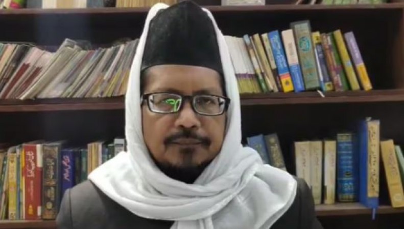'नया साल मनाना इस्लाम के खिलाफ, जश्न में शामिल न हों मुस्लिम नौजवान..', मौलाना शहाबुद्दीन रजवी ने जारी किया फतवा