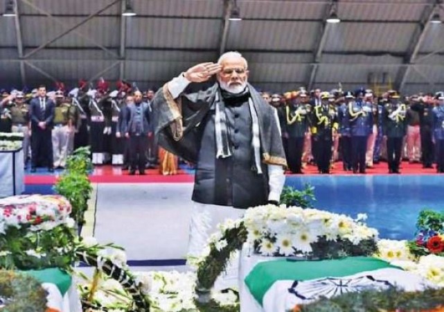 'सर्वोच्च बलिदान के लिए देश सदा ऋणी रहेगा', पुलवामा हमले की बरसी पर PM मोदी ने दी जवानों को श्रद्धांजलि