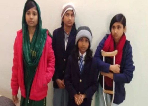 पूरे भक्तिभाव से 'राम भजन' गाती हैं 4 मुस्लिम बहनें, Video हुआ वायरल, तो अयोध्या से आ गया बुलावा