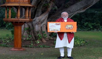 श्री राम मंदिर पर पीएम मोदी ने जारी किया डाक टिकट, 48 पन्नों की पुस्तक में 20 देशों के टिकट शामिल