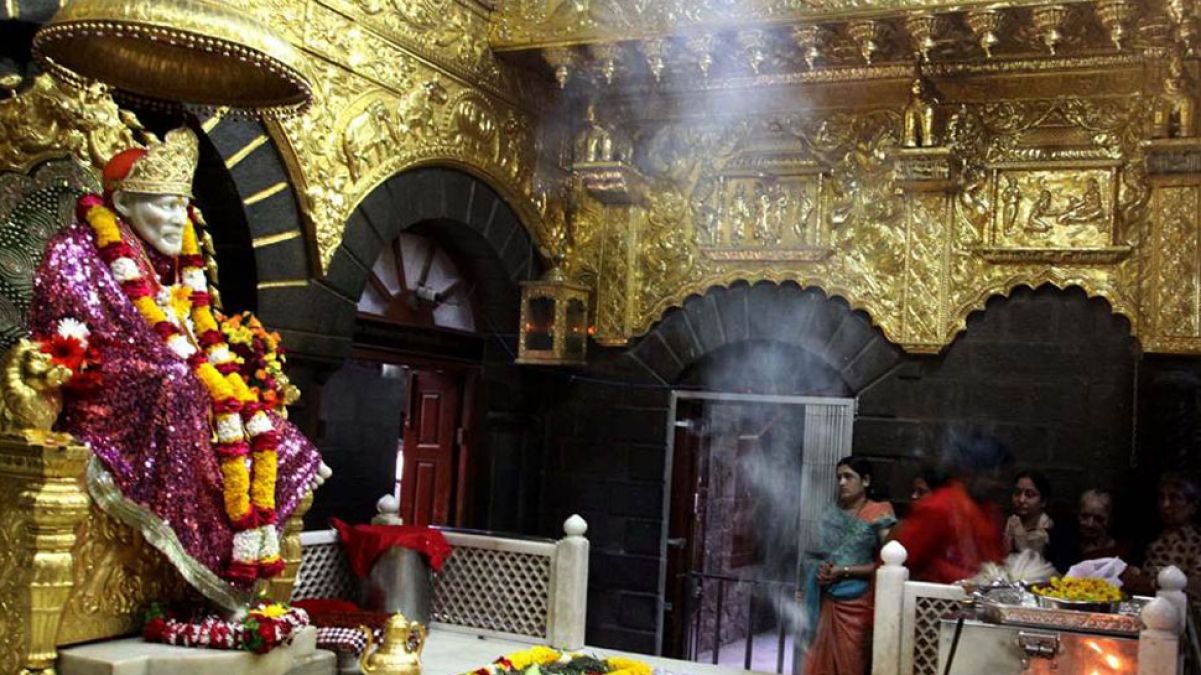 real pictures of sai baba shirdi