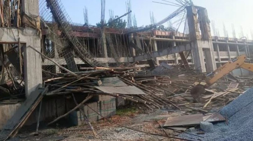 बैंगलोर में निर्माणाधीन स्कूल की ईमारत ढहने से हुए बड़ा हादसा, 2 लोगों की मौत, 13 घायल