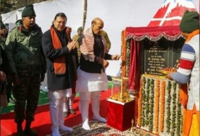 राजनाथ सिंह ने जोशीमठ में 670 करोड़ रुपये की 35 विकास परियोजनाओं का उद्घाटन किया