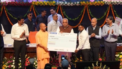 यूपी सरकार ने शुरू की नई पहल, अब युवाओं को आत्मनिर्भर बनाने के लिए देगी लोन