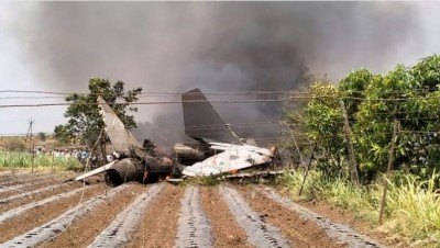 नासिक में क्रैश हुआ भारतीय वायुसेना का सुखोई विमान, पायलट और सह-पायलट सुरक्षित