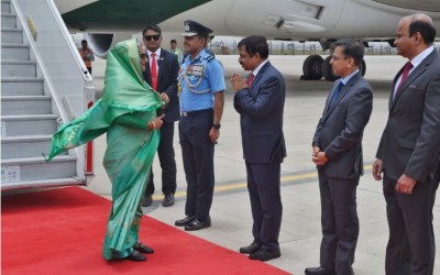 दिल्ली पहुंचीं बांग्लादेश की पीएम शेख हसीना, प्रधानमंत्री मोदी के शपथ ग्रहण में होंगी शामिल