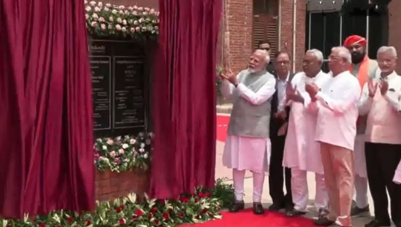 PM मोदी ने किया ऐतिहासिक नालंदा यूनिवर्सिटी के नए कैंपस का उद्घाटन, करीब से किया पुरानी धरोहर का दीदार