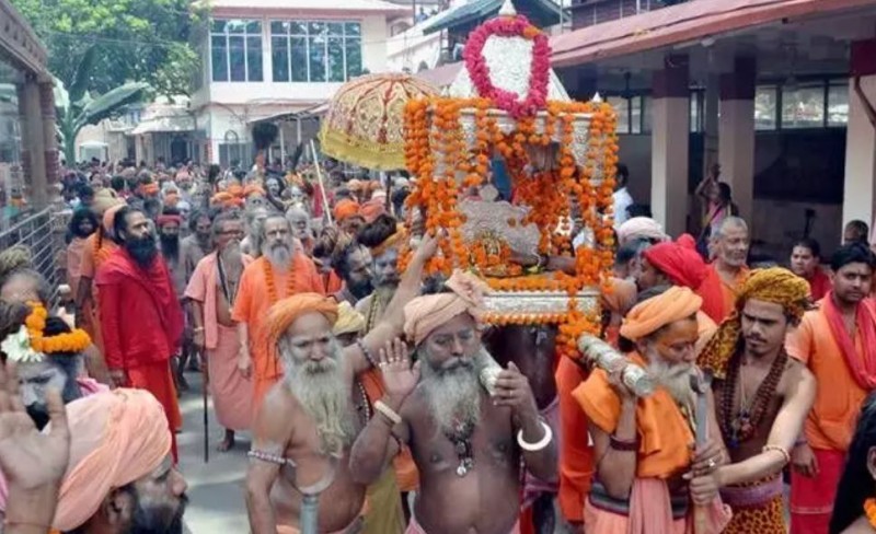 कामाख्या मंदिर में शुरू हुआ 3 दिवसीय अंबुबाची मेला, इन दिनों में खेती करने से भी बचते हैं किसान, जानिए क्यों ?