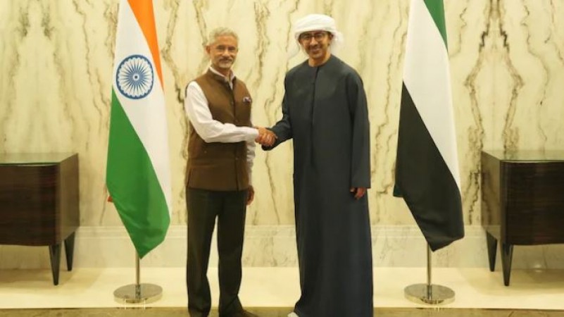 द्विपक्षीय बैठक करने UAE पहुंचे विदेश मंत्री जयशंकर, BAPS हिन्दू मंदिर का भी किया दौरा