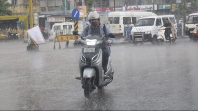 मध्य प्रदेश के कई हिस्सों में भारी बारिश, इंदौर समेत 24 जिलों में अलर्ट