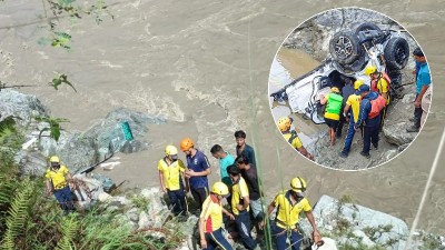उत्तराखंड के रुद्रप्रयाग-बद्रीनाथ हाईवे पर दुर्घटना का शिकार हुई यात्रियों से भरी बस, 2 की मौत 7 घायल