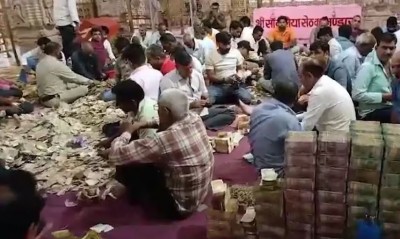 सांवलिया सेठ मंदिर में महज एक महीने में आया 10 करोड़ से अधिक का चढ़ावा, गिनती जारी, सोना-चांदी भी बाकी