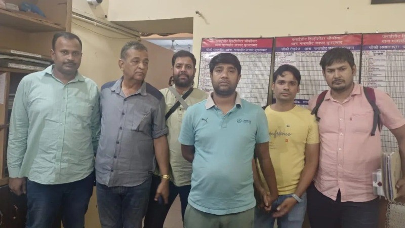 4 राज्यों में 66 मुक़दमे..! अब यूपी पुलिस के हत्थे चढ़ा कुख्यात अपराधी फहीम ATM