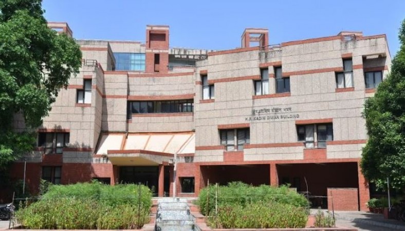 दिल्ली में 'नकली बारिश' पर तेजी से चल रहा काम, IIT कानपुर जल्द पेश करेगा प्लान