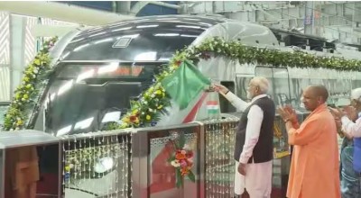 हवा से बातें करेगी 'नमो भारत' ट्रेन, पीएम मोदी ने देश की पहली Rapidx रेल को दिखाई हरी झंडी, Video